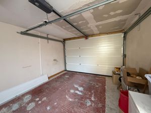 Photo 11- click for photo gallery